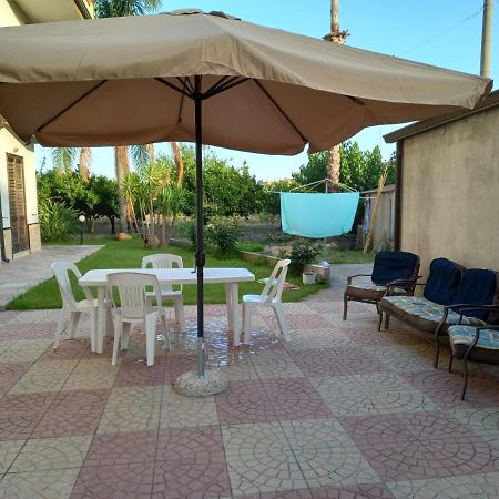 Appartamenti Giusi Con Giardino O Veranda Madonna della Catena Екстериор снимка